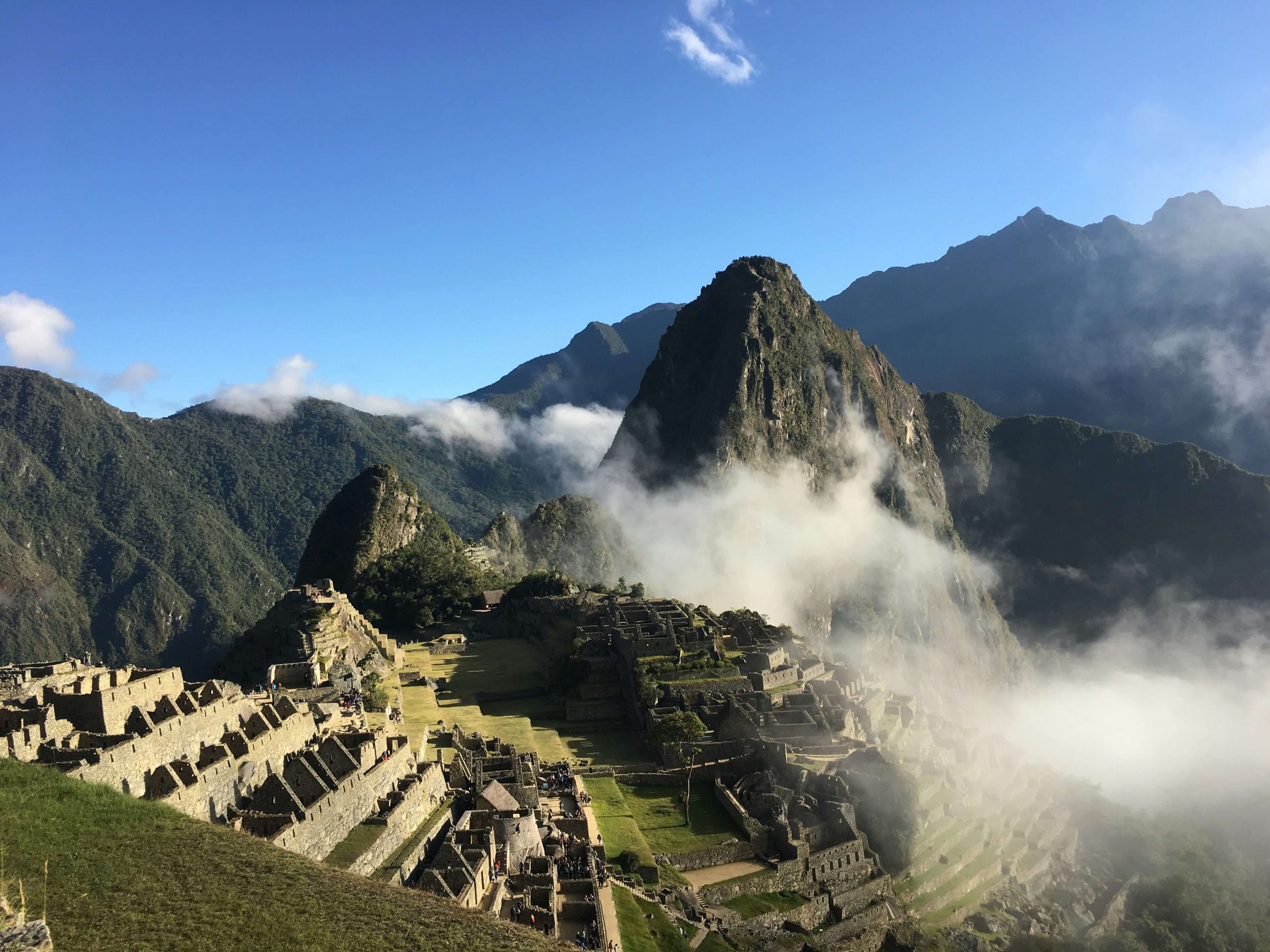 Explore spectacular destinations in total comfort and safety.